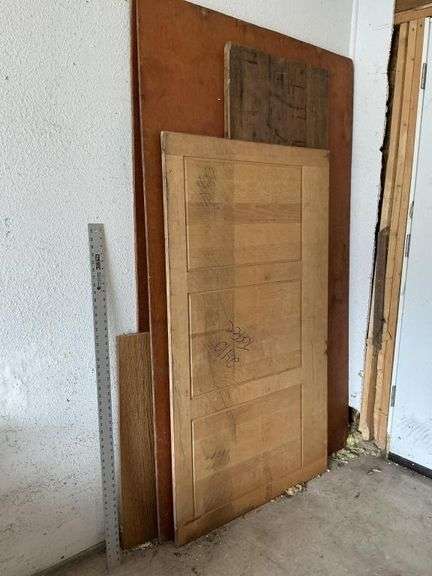 Assorted plywood etc.