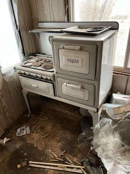 Vintage roper stove. LP. 43 x 24 by - Legacy Auction Company