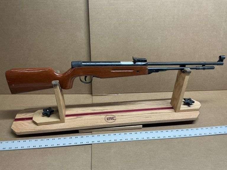 Air rifle