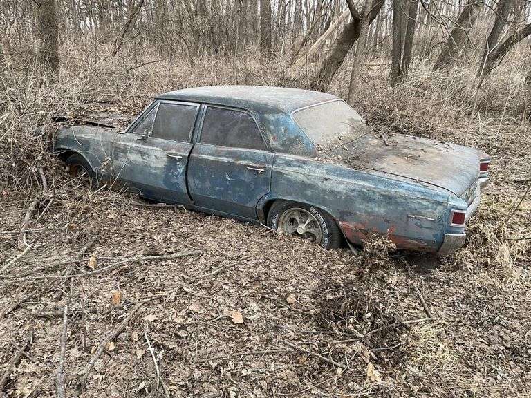 67 Chevrolet Chevelle 4-door car, no motor
