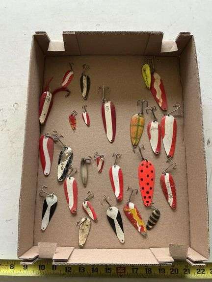 Assorted spoons and daredevils