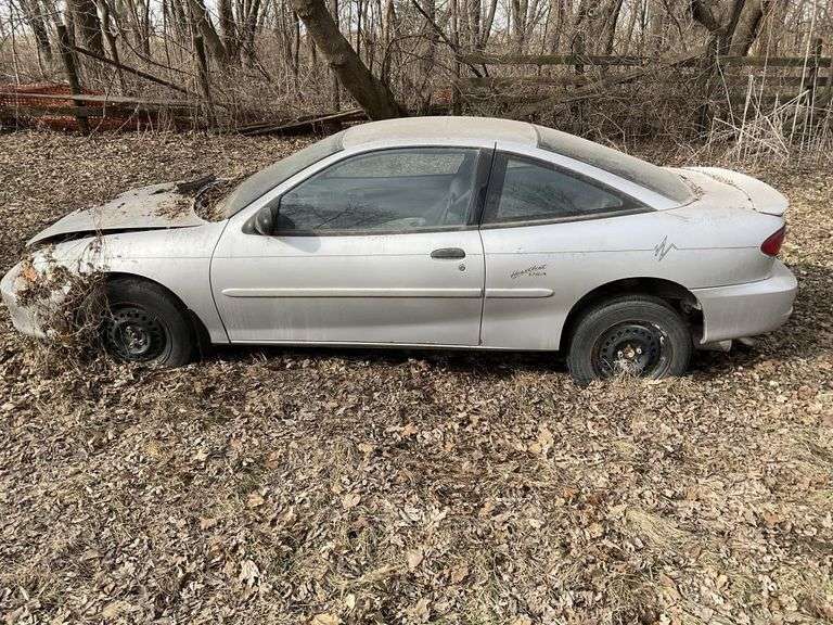 2000 Chevrolet Cavalier. As is has title.