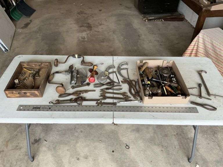 Assorted tools