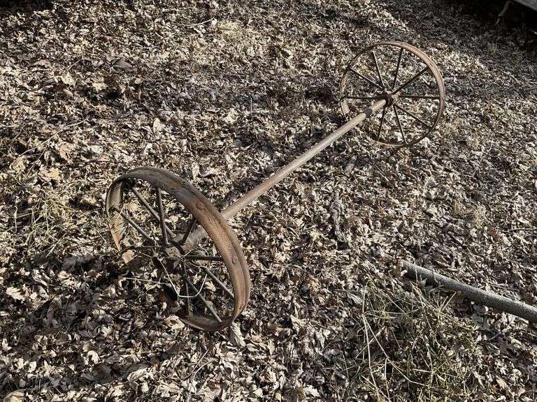 2- 19.5" steel wheels and axle