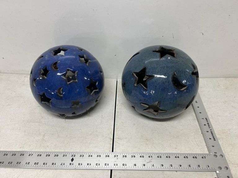 Ceramic garden spheres