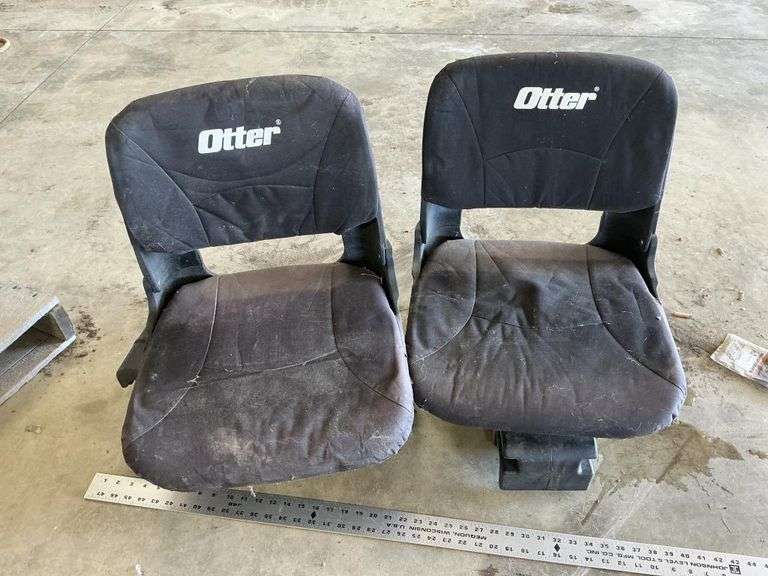 Otter boat seats?