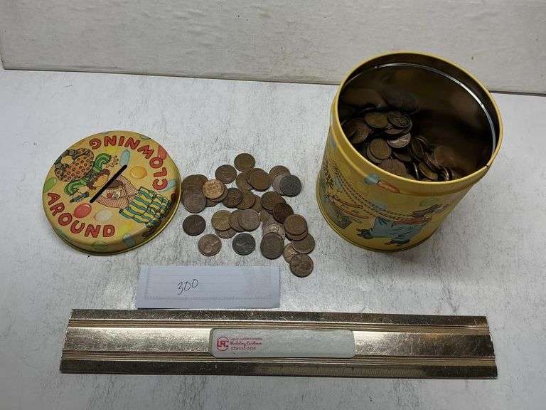 Approximately 300 unsorted Lincoln wheat pennies