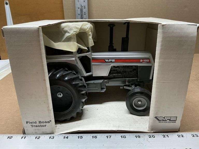 WFE field boss tractor 2–135