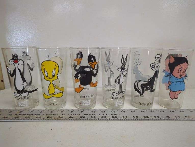 1973 Looney Tunes/Pepsi collector glasses