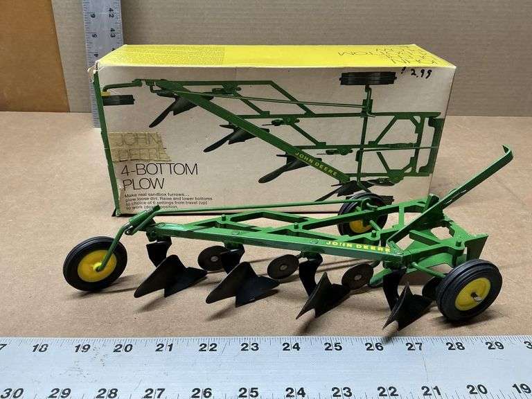 John Deere 4-bottom plow