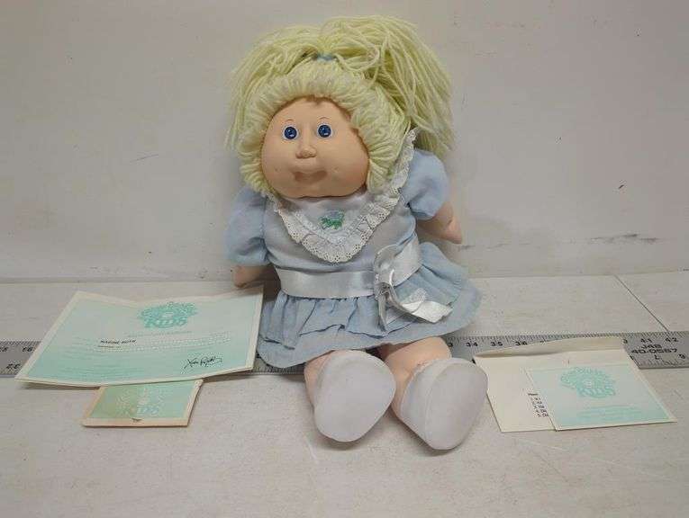 Cabbage Patch doll w/ certificate