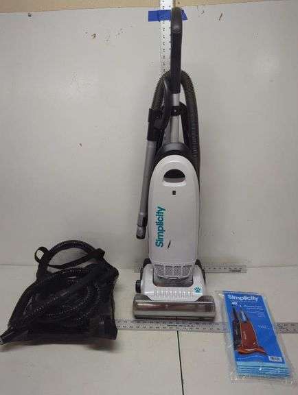 Simplicity vacuum with accessories