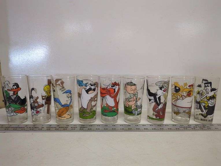 1976 Looney Tunes/Pepsi collector glasses