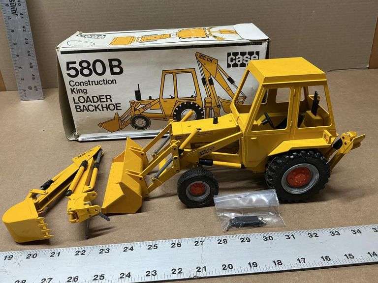 Case 580B construction King loader backhoe