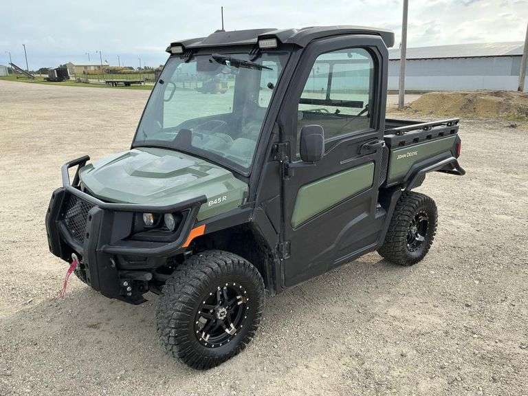 2025 John Deere 845R gator