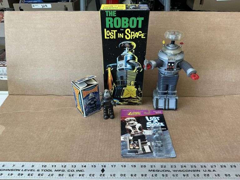 Lost in Space robot, Forbidden Planet robot