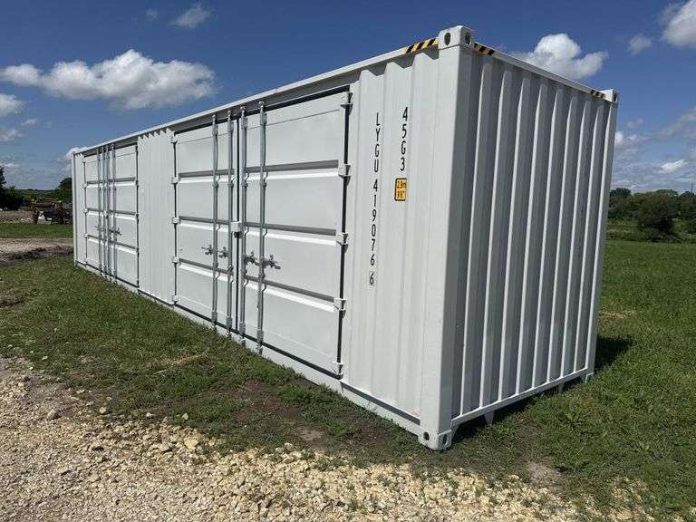 40' Shipping Container
