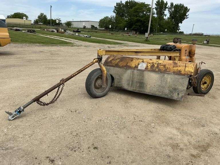 Little giant 6' Street sweeper