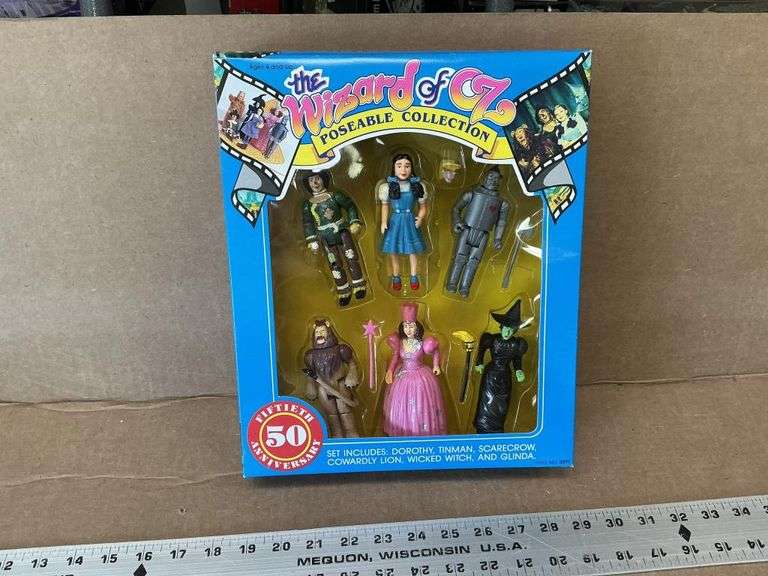 Wizard of Oz poseable collection figures