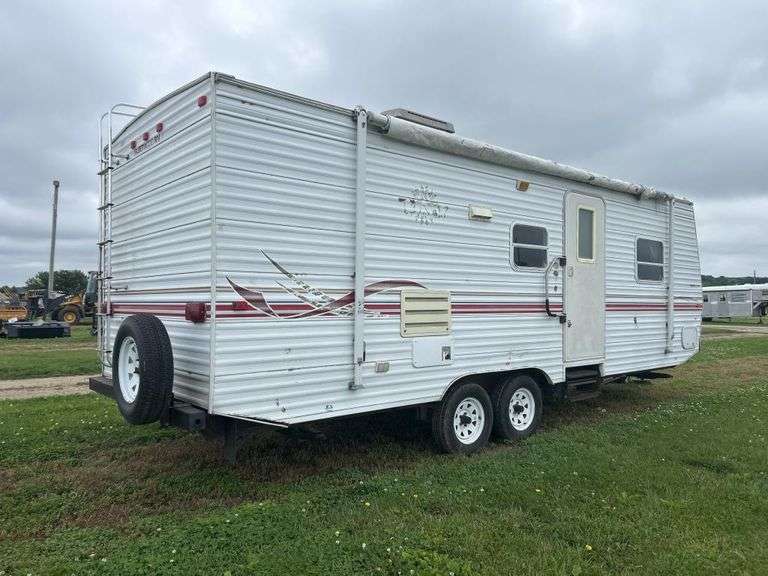 2000 Fleetwood camper