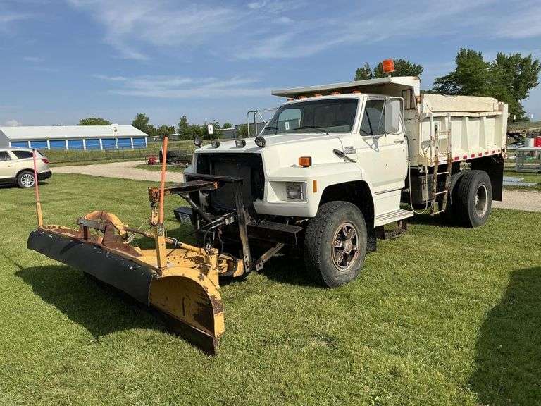 1986 Ford F800