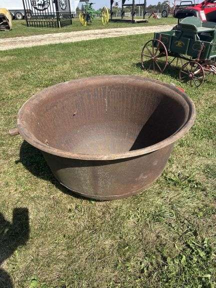 Cast Pot