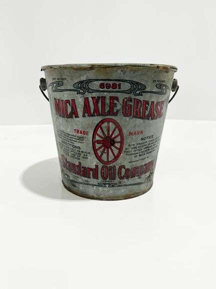 Mica Axle grease Standard Oil bucket