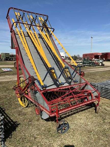 McCormick-Deering hay loader