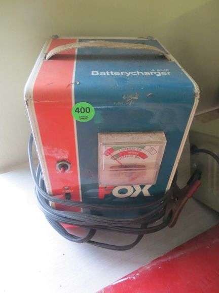 Fox & Sears 4 AMP 6-12V Battery Chargers - Lambrecht Auction, Inc.