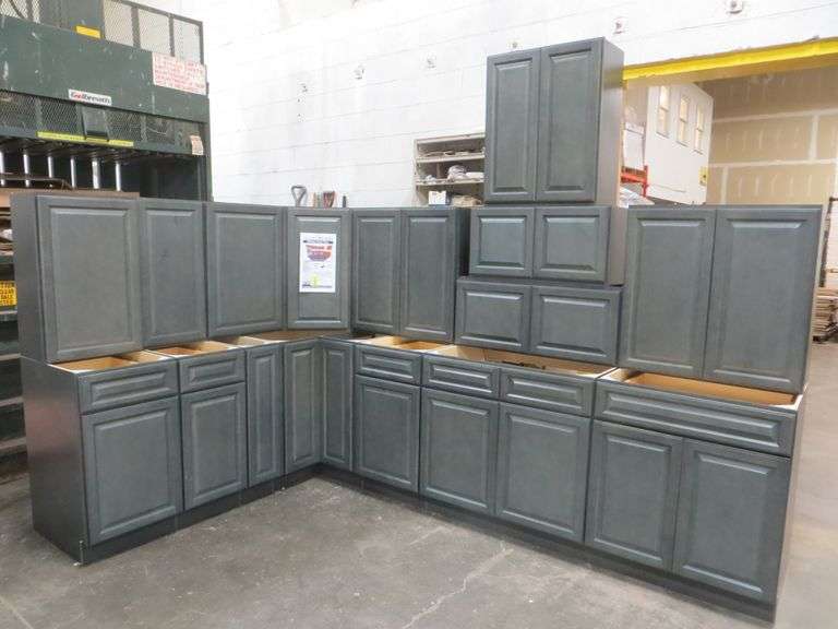 Newcastle Gray Kitchen Cabinet Set 12'x12'