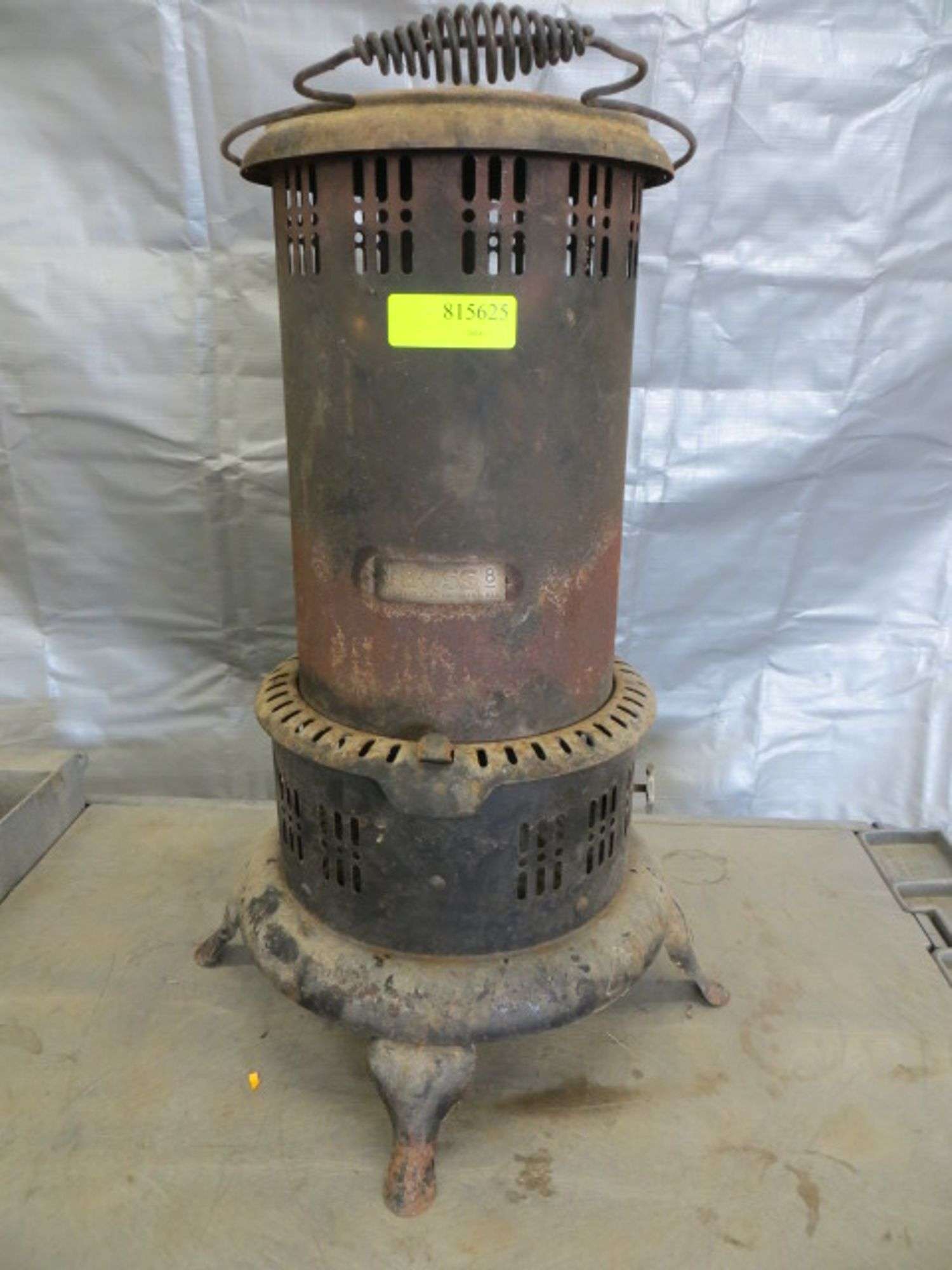 Boss No. 8 Kerosene Heater - Lambrecht Auction, Inc.