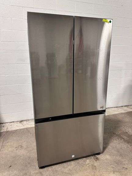 Samsung Bespoke 30 cu. ft. 3-Door French Door Smart Refrigerator*Front Door Dented*