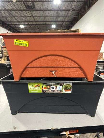 CITY PICKERS Plastic Patio Raised Garden Bed Kit With Watering System ...