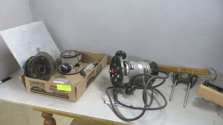 Porter Cable Plunge Router w/ Parts - 1/2" Collet