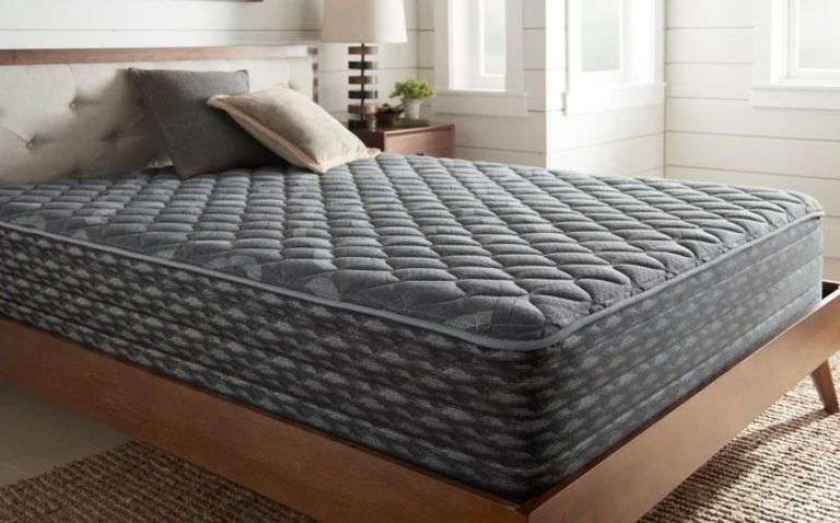 Corsicana Richmond Firm Flippable Queen Mattress - Lambrecht Auction, Inc.