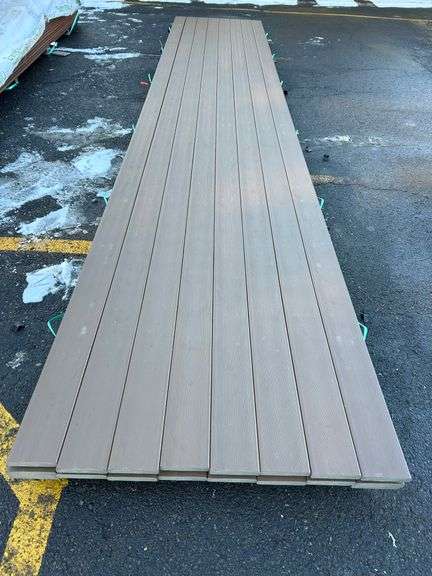 Tropical Walnut Composite Cap Rail 1"x6"x20'