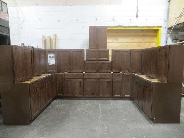 Rustic Walnut Shaker Kitchen Cabinet Set 10'x14'x10'