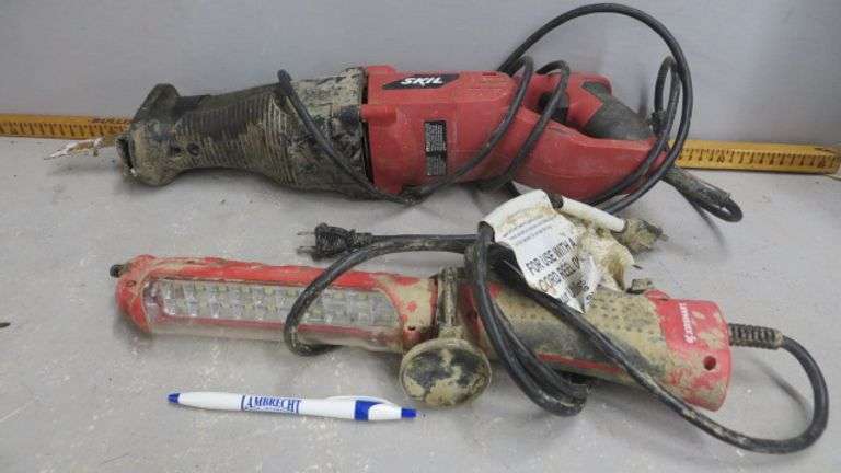 Reciprocating Saw & Work Light