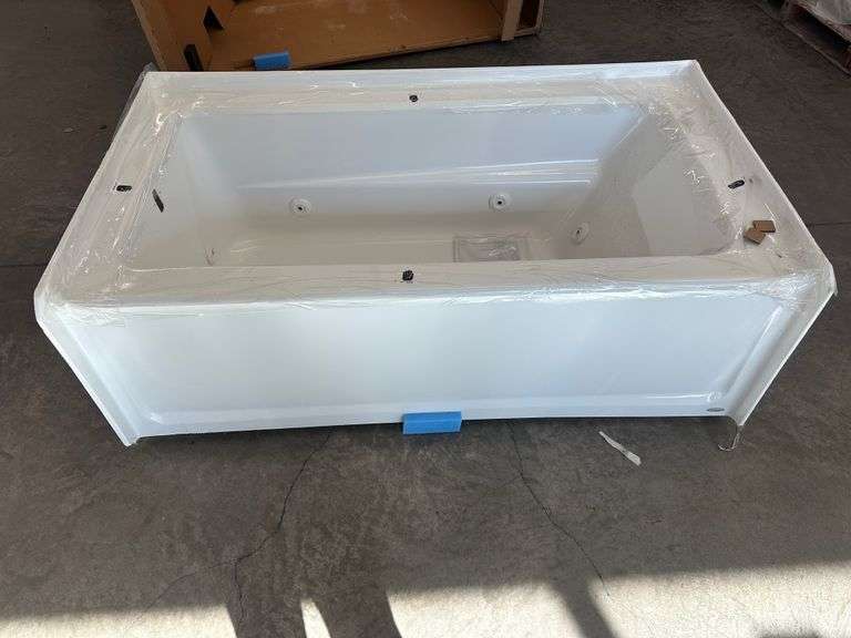 Jacuzzi Primo 32"x60" Acrylic Rectangle Alcove Whirlpool Tub With Left Drain, White