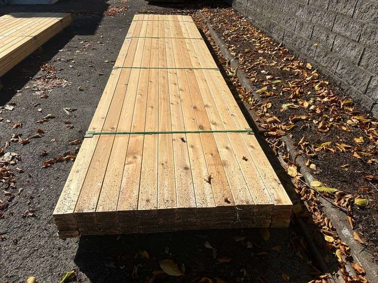 Western Red Cedar Decking 5/4"x4"x16'