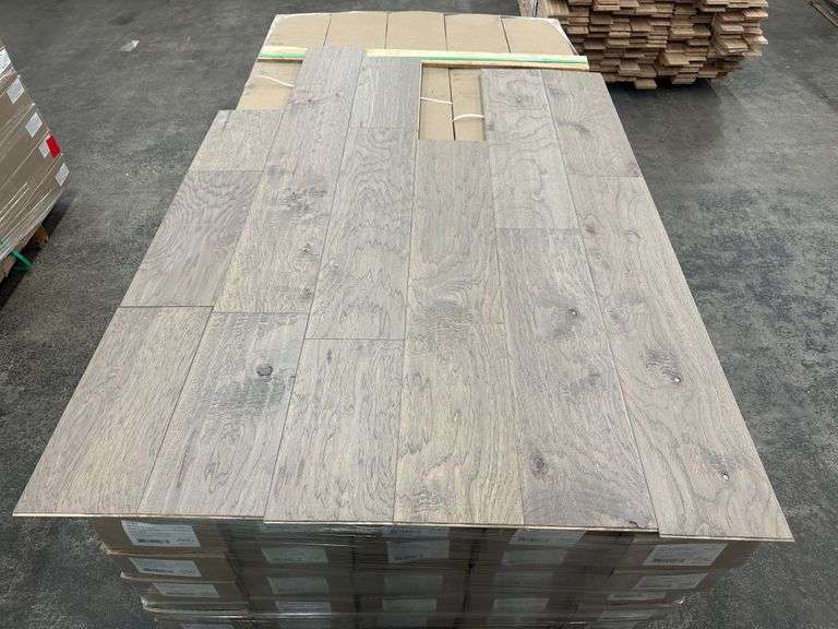 Hickory Greystone Engineered Flooring 3/8"x7"xRL