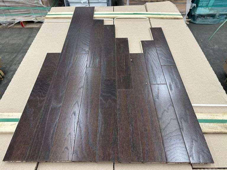 Oak Bridle Engineered Hardwood Flooring 3/8"x3"xRL
