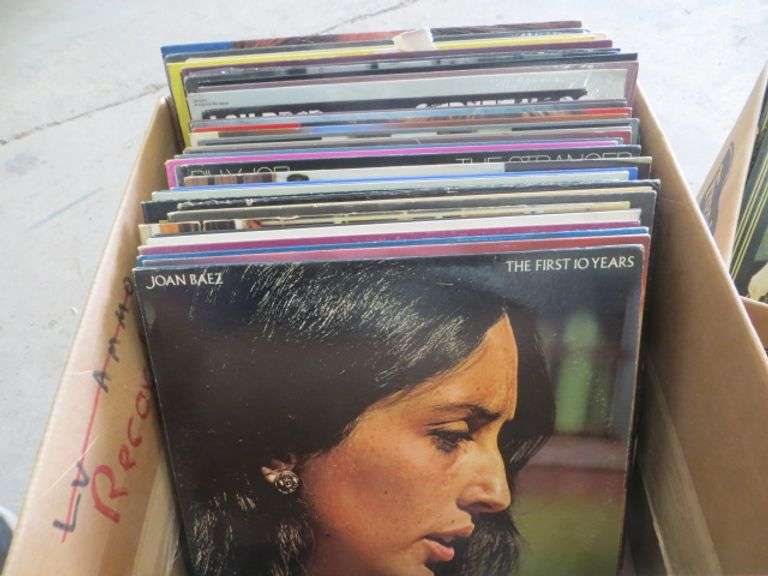 Assorted 33 RPM Records - Lambrecht Auction, Inc.