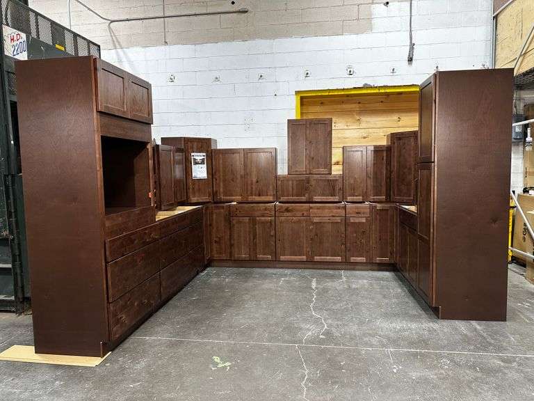 Assembled Rustic Walnut Shaker Kitchen Cabinet Set 10'x14'x10'