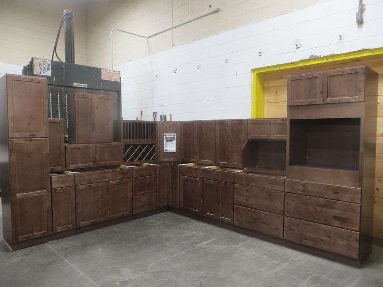 Rustic Walnut Shaker Kitchen Cabinet Set 12'x15'