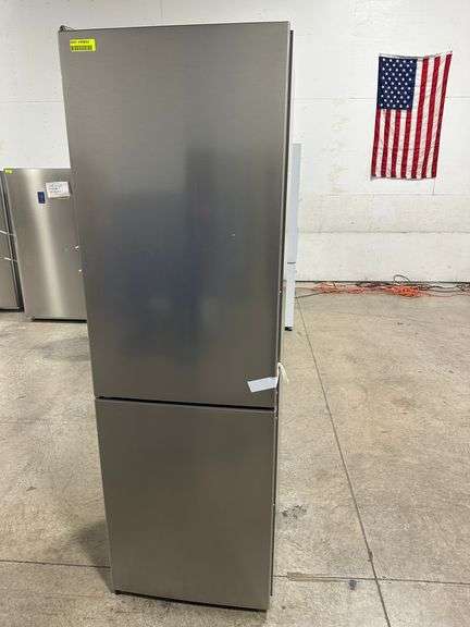 Forno Bottom Freezer Refrigerator Model FFFF D1778-24LS