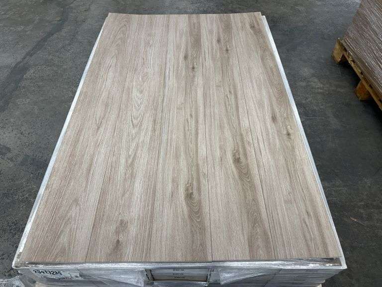 Pinnacle Beige White SPC Flooring 5mmx8"x60"