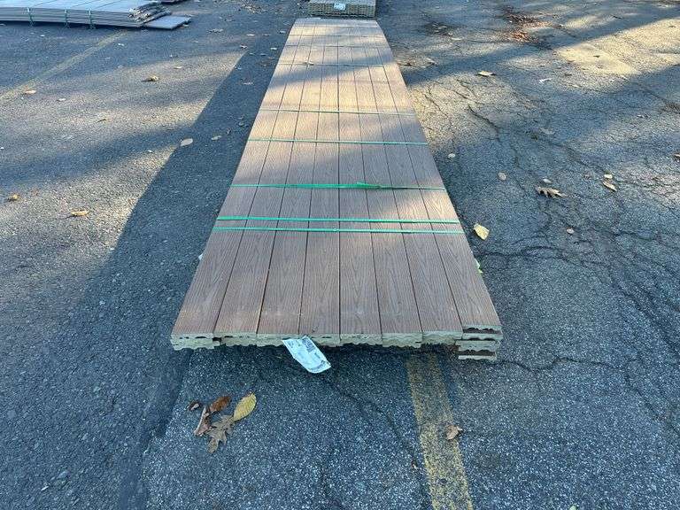 Brown Composite Decking 5/4"x6"x20'