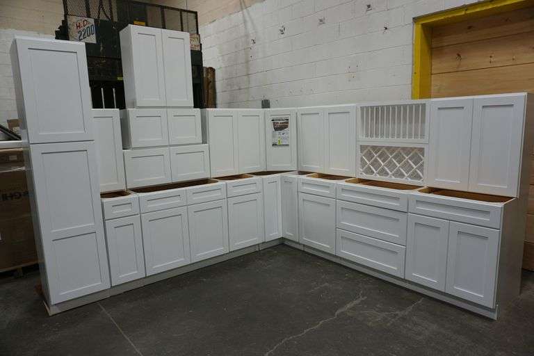Arcadia White Kitchen Cabinet Set 12'x15'