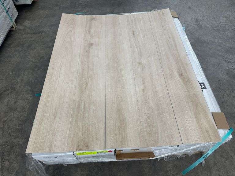 Pinnacle Beige SPC Flooring 5mmx8"x48"